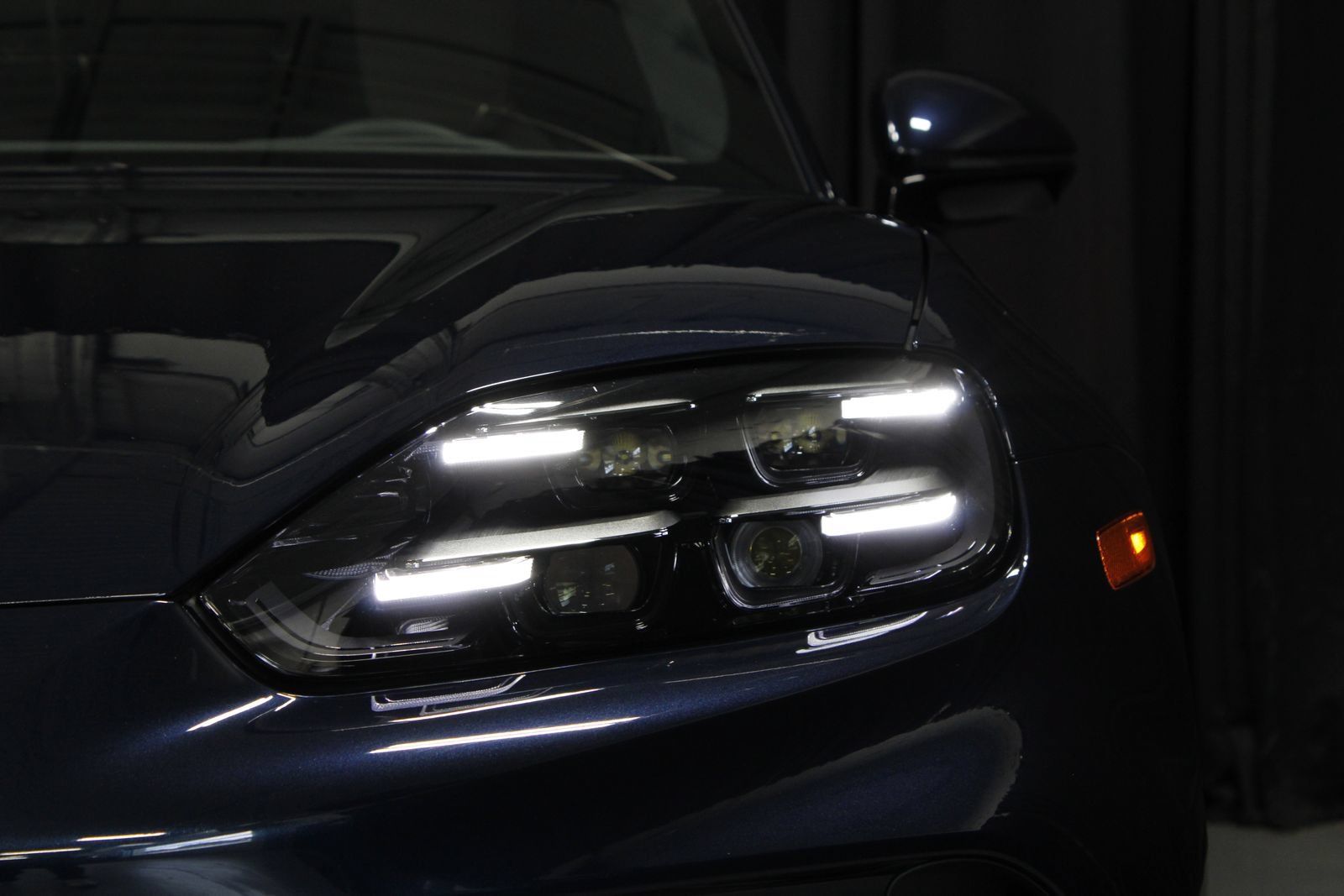 Used 2026 Porsche Cayenne Electric AWD/4WD image 12