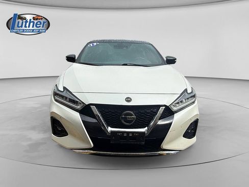 Used 2019 Nissan Maxima SR w/ Premium Package FWD image 8