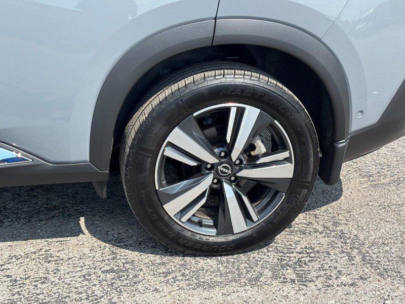 Used 2023 Nissan Rogue SL w/ SL Premium Package AWD/4WD image 12