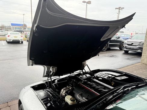 Used 1998 Chevrolet Corvette Coupe image 40