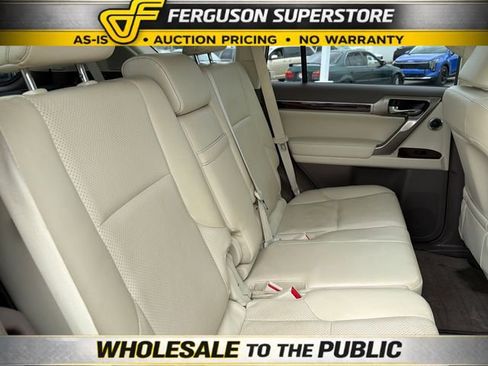 Used 2014 Lexus GX 460 Luxury AWD/4WD image 23