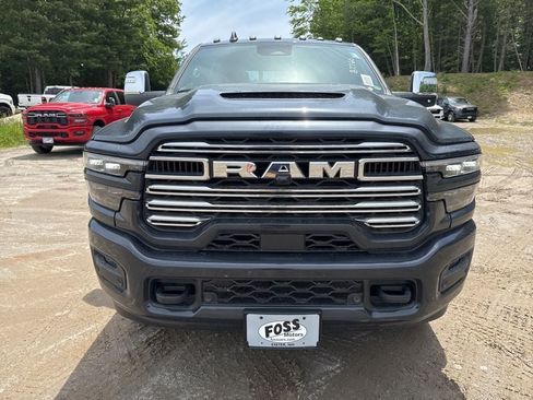 New 2026 RAM 2500 Laramie AWD/4WD image 8