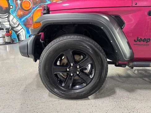Used 2021 Jeep Wrangler Unlimited Sport AWD/4WD image 31