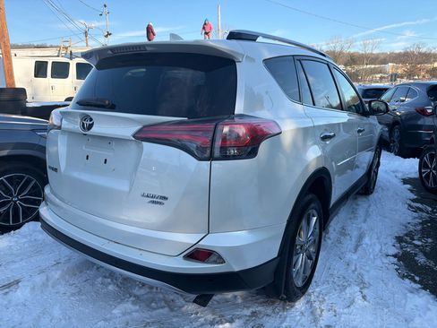 Used 2016 Toyota RAV4 Limited image 6