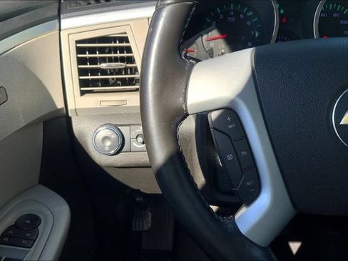 Used 2012 Chevrolet Traverse LTZ FWD image 18