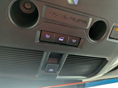 Certified 2025 GMC Hummer EV 3X image 33