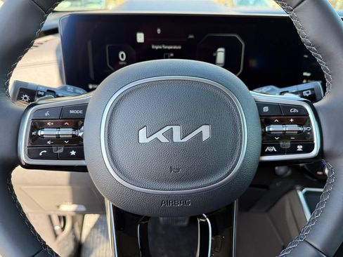 New 2026 Kia Carnival SX Prestige FWD image 24
