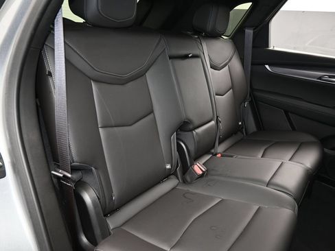 Used 2024 Cadillac XT5 Luxury FWD image 42