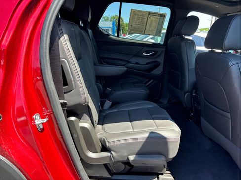 Certified 2023 Chevrolet Traverse RS w/ LPO, Floor Liner Package AWD/4WD image 26