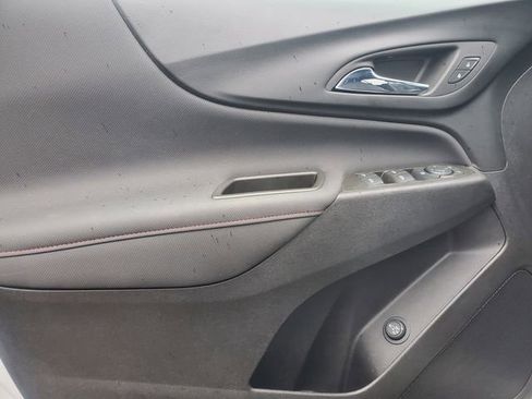 Certified 2023 Chevrolet Equinox RS w/ LPO, Floor Liner Package image 18