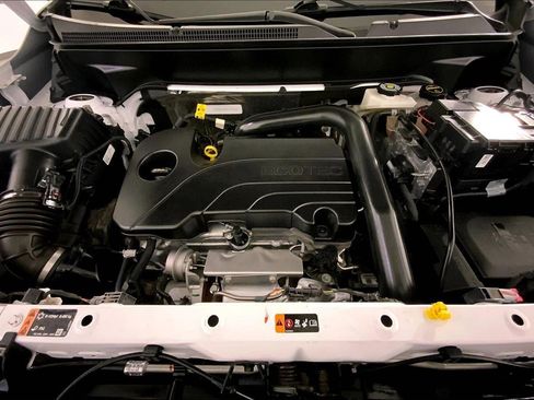 Used 2024 GMC Terrain SLE image 9