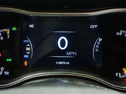 Certified 2017 Jeep Grand Cherokee Overland image 36