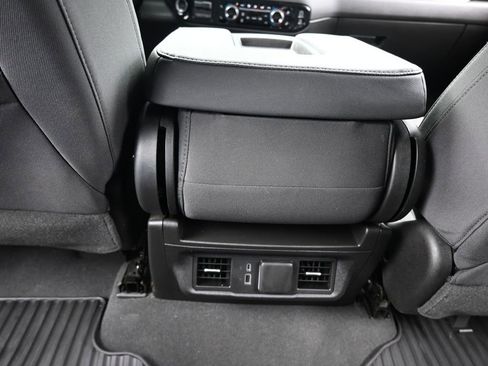 Used 2024 Chevrolet Silverado 2500 LT w/ Convenience Package image 38