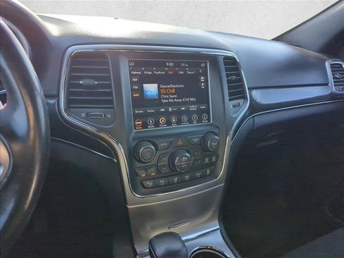 Used 2018 Jeep Grand Cherokee Trailhawk image 9