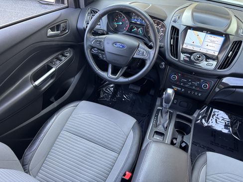 Used 2019 Ford Escape Titanium AWD/4WD image 20