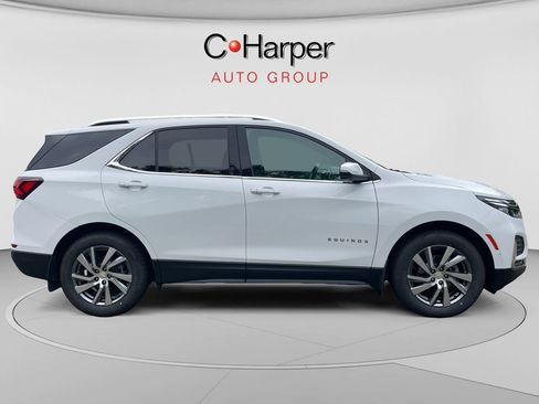 Certified 2022 Chevrolet Equinox Premier AWD/4WD image 2
