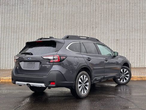 Used 2023 Subaru Outback Limited XT AWD/4WD image 5