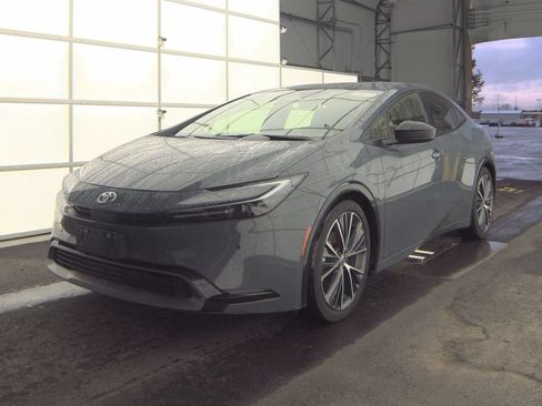 Used 2023 Toyota Prius XLE FWD image 1