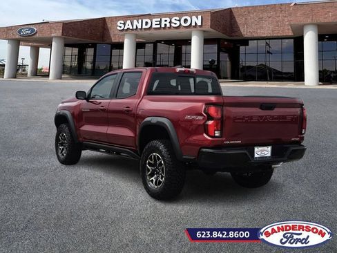 Used 2024 Chevrolet Colorado ZR2 w/ ZR2 Convenience Package III image 5