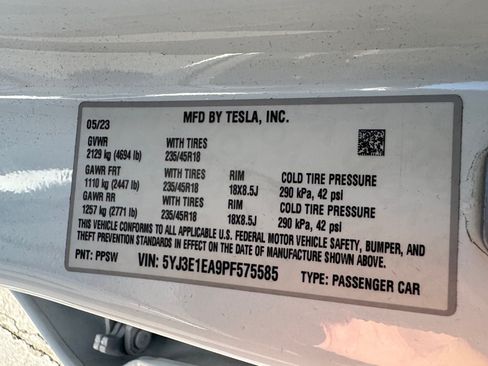 Used 2023 Tesla Model 3 Standard Range RWD image 18