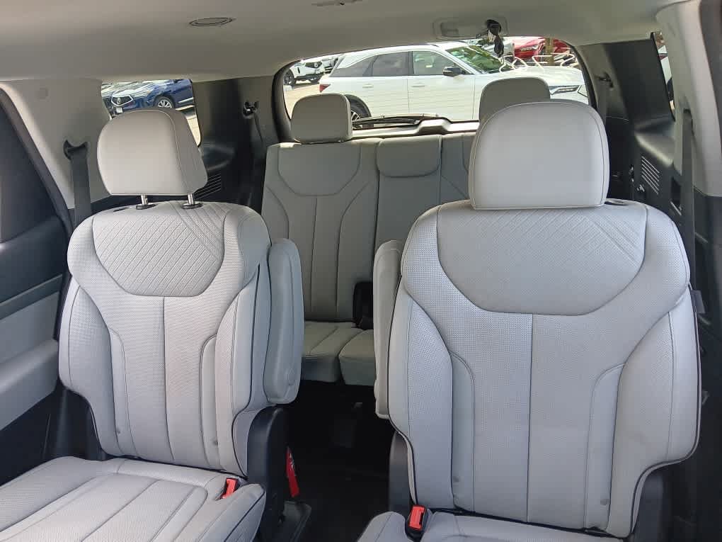 Used 2023 Hyundai Palisade SEL AWD/4WD image 14