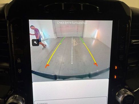 Used 2023 RAM 1500 Laramie image 20