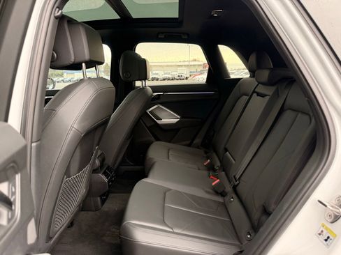 Used 2023 Audi Q3 2.0T Premium Plus image 14