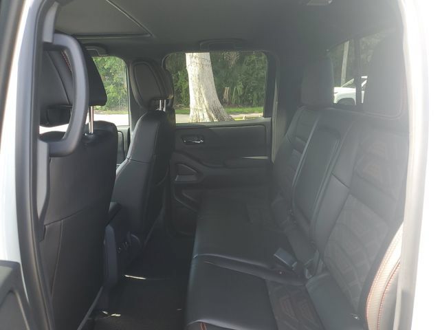 Certified 2025 Nissan Frontier Pro-X w/ Pro Premium Package RWD image 9