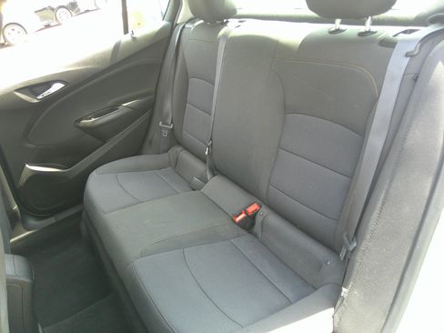 Used 2017 Chevrolet Cruze LS image 37