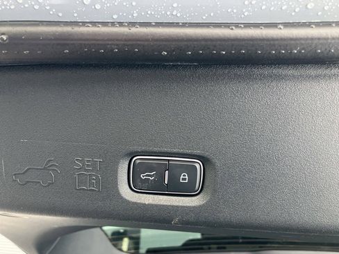 Used 2025 Ford Expedition Max Platinum w/ Stealth Performance Package image 16