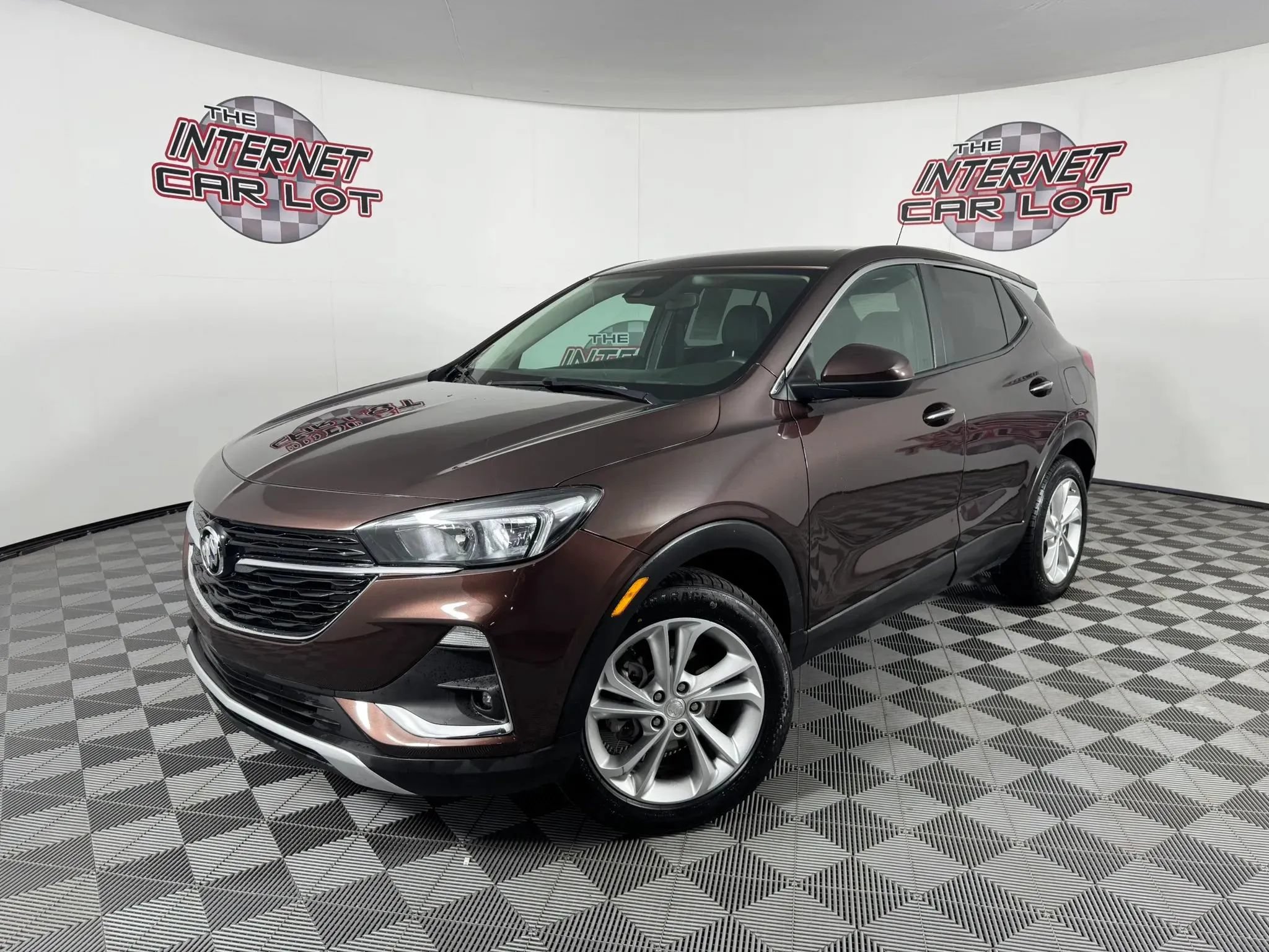 Used 2023 Buick Encore GX Preferred w/ Cold Weather Comfort Package FWD image 1