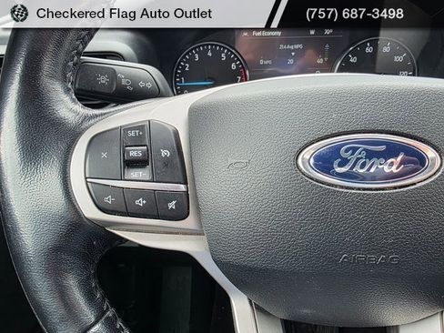 Used 2021 Ford Explorer XLT image 13