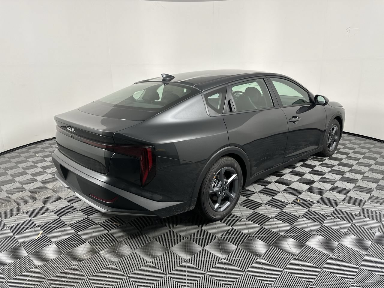 New 2026 Kia K4 FWD image 19
