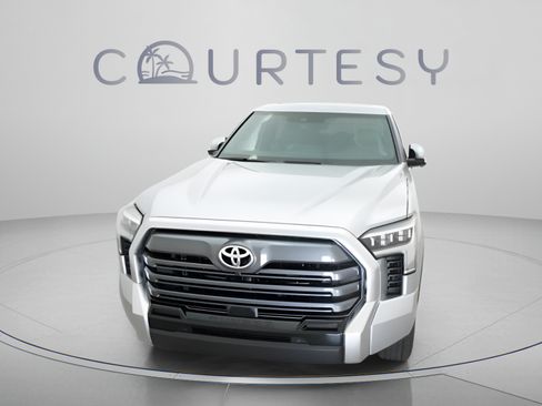 New 2025 Toyota Tundra Limited AWD/4WD image 23