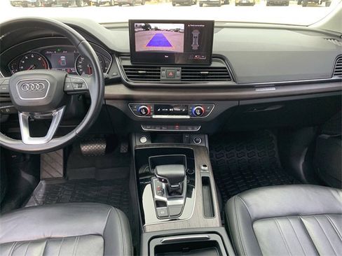 Used 2021 Audi Q5 2.0T Premium w/ Convenience Package image 17
