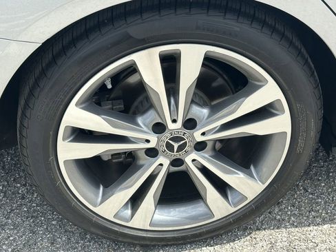 Used 2018 Mercedes-Benz C 300 Sedan image 20