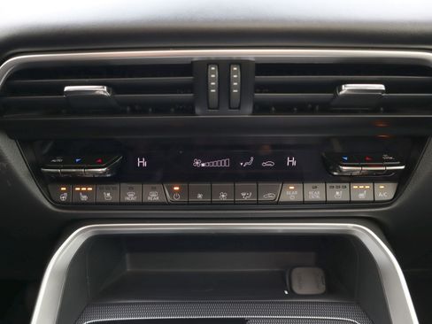 Certified 2025 MAZDA CX-70 3.3 Turbo w/ Premium Plus Pkg image 15