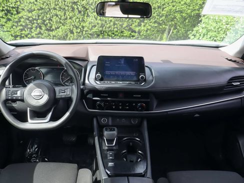 Used 2023 Nissan Rogue S FWD image 24