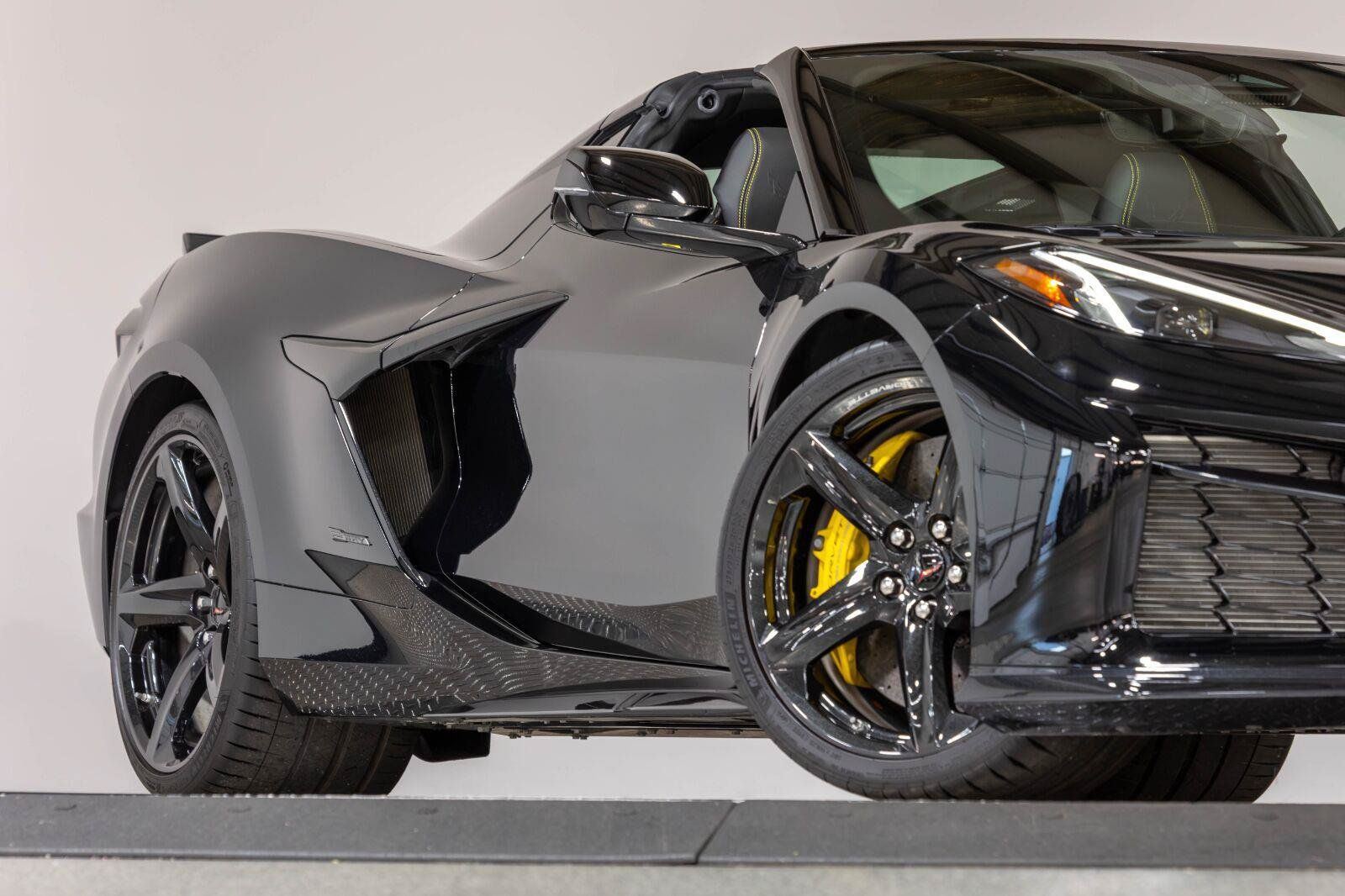 Used 2026 Chevrolet Corvette E-Ray AWD/4WD image 43