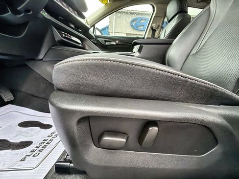 Used 2023 Buick Envision Essence AWD/4WD image 14