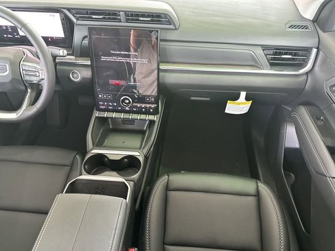 New 2026 GMC Terrain Denali image 18