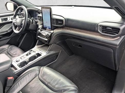 Used 2021 Ford Explorer Platinum w/ Equipment Group 601A image 24