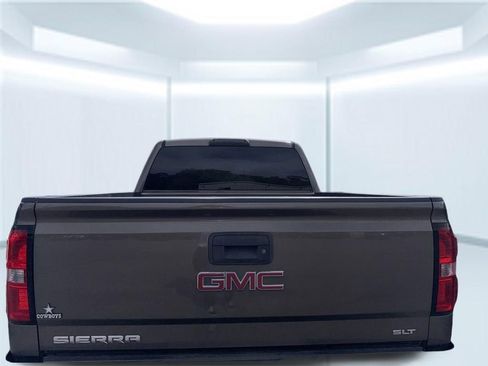 Used 2015 GMC Sierra 1500 SLT w/ SLT Crew Cab Value Package image 9