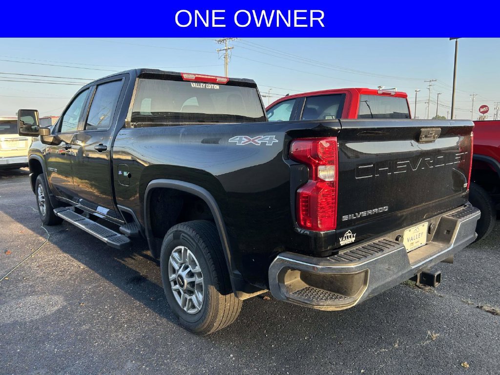 Used 2025 Chevrolet Silverado 2500 LT w/ Convenience Package AWD/4WD image 5