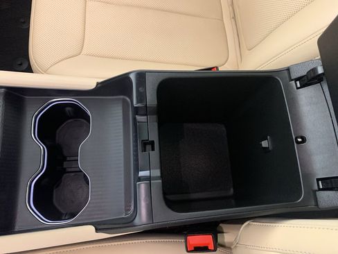 Used 2023 Jeep Grand Cherokee 4WD 4xe w/ Luxury Tech Group II image 29