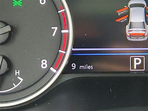 New 2025 Nissan Sentra SR w/ SR Premium Package image 21