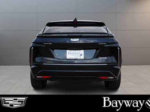 New 2025 Cadillac Lyriq Luxury image 6