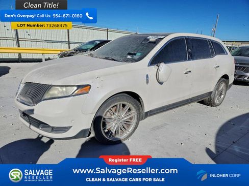 Used 2013 Lincoln MKT AWD image 1