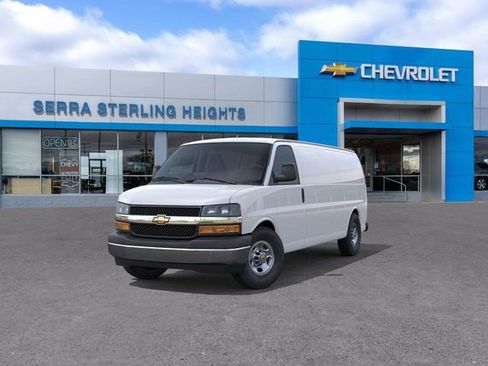 New 2026 Chevrolet Express 2500 Extended w/ Enhanced Convenience Package RWD image 9
