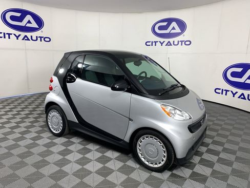 Used 2015 smart fortwo pure RWD image 1